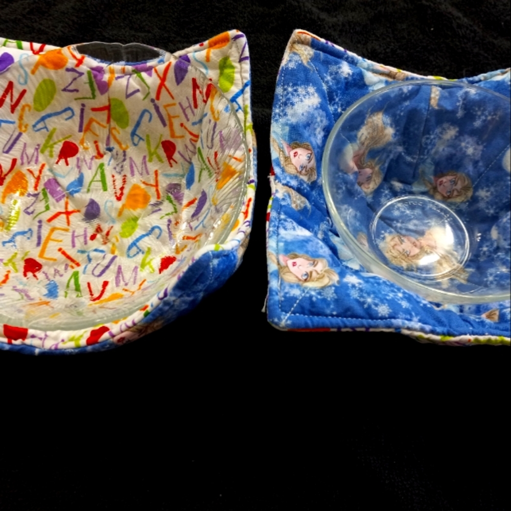 100 % cotton microwaveable padded bowl cozies (flower shaped potholders).